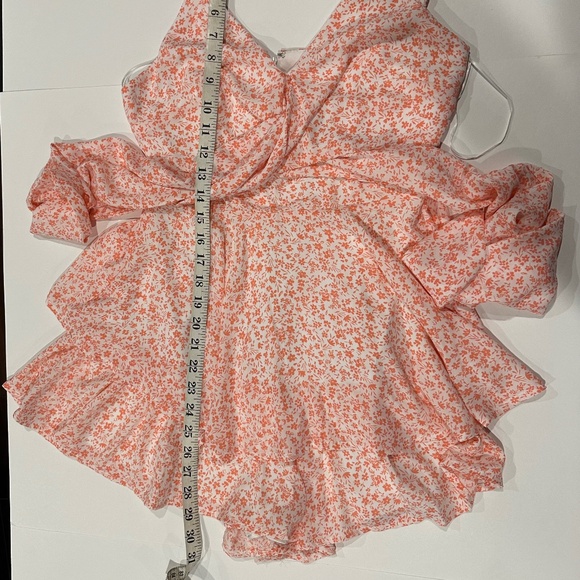 Francesca's‎ - Clarissa Floral ROMPER - Size S. - Picture 10 of 15